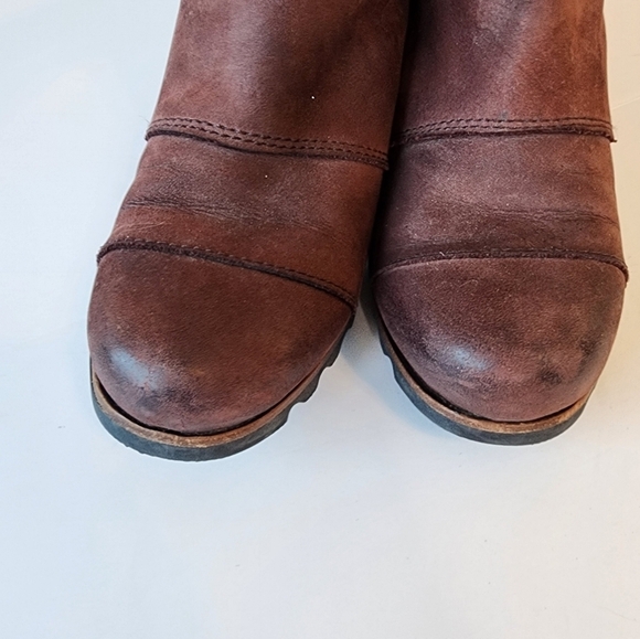 Sorel Redwood Addington Waterproof Heeled Chelsea Boots 5.5 - Picture 8 of 9